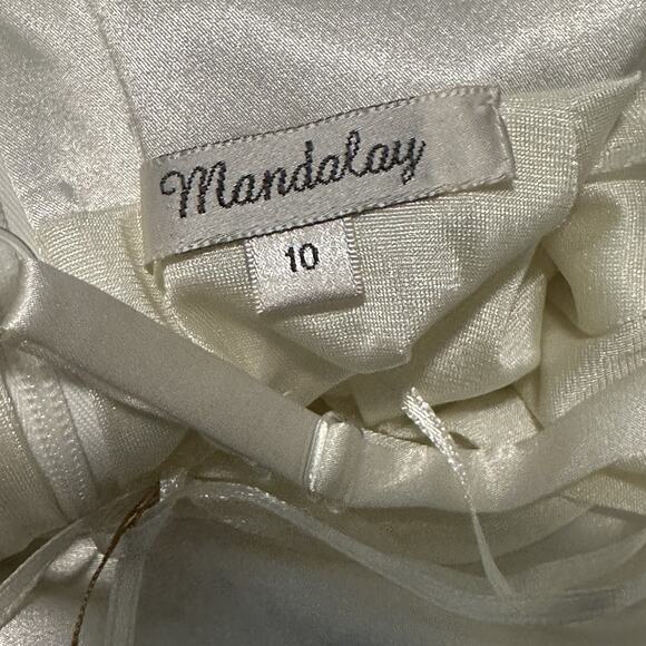 Mandalay Gown 10  Maxi Mermaid V-Neck Ruffle Satin White NWT Bridal Fairy - Picture 7 of 10
